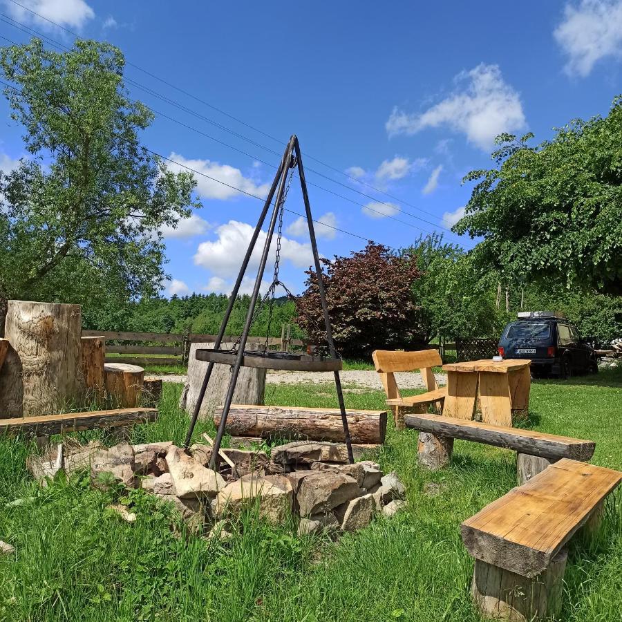 Nad Korona Z Jacuzzi Farm stay