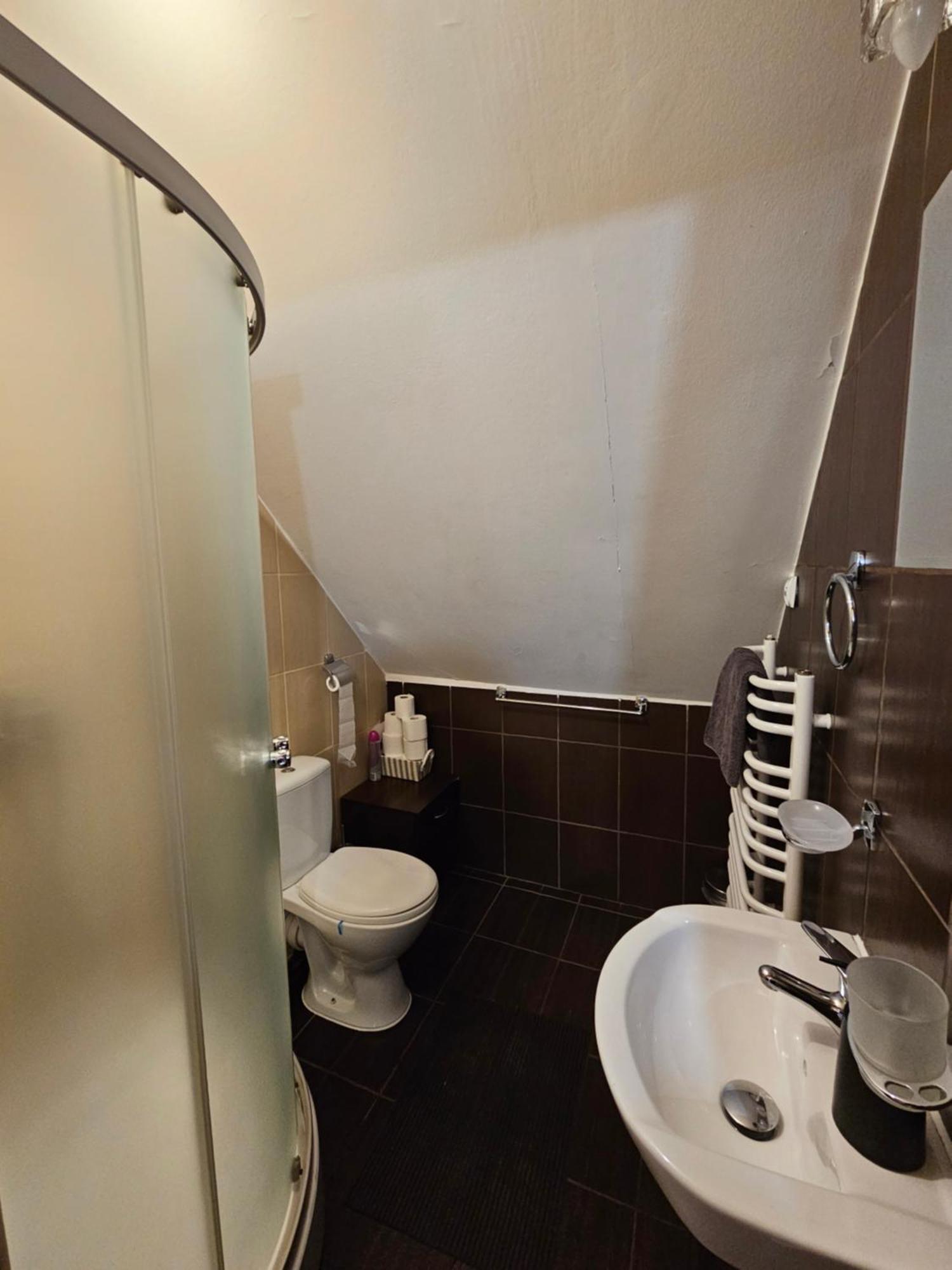 Nad Korona Z Jacuzzi Farm stay *